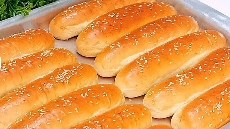 بعد ارتفاع الدقيق.. هل رفعت المخابز أسعار العيش السياحي والفينو؟